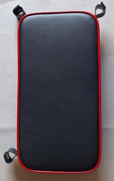 Kotflügelkissen für Fahr, gerade, schwarz/rot, 43x22cm, 3x Druckknopf
