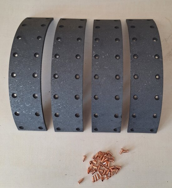 Trommelbremsbelag-Satz 300x60, 4 Stück, inkl. Niet