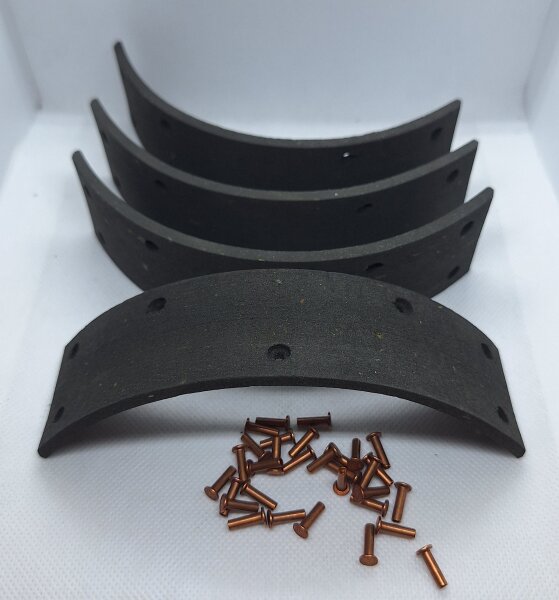 Fußbremsbelag-Satz , 4 Stück, inkl. Niet