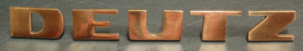 "Deutz" Schriftzug für 06er Serie 118507